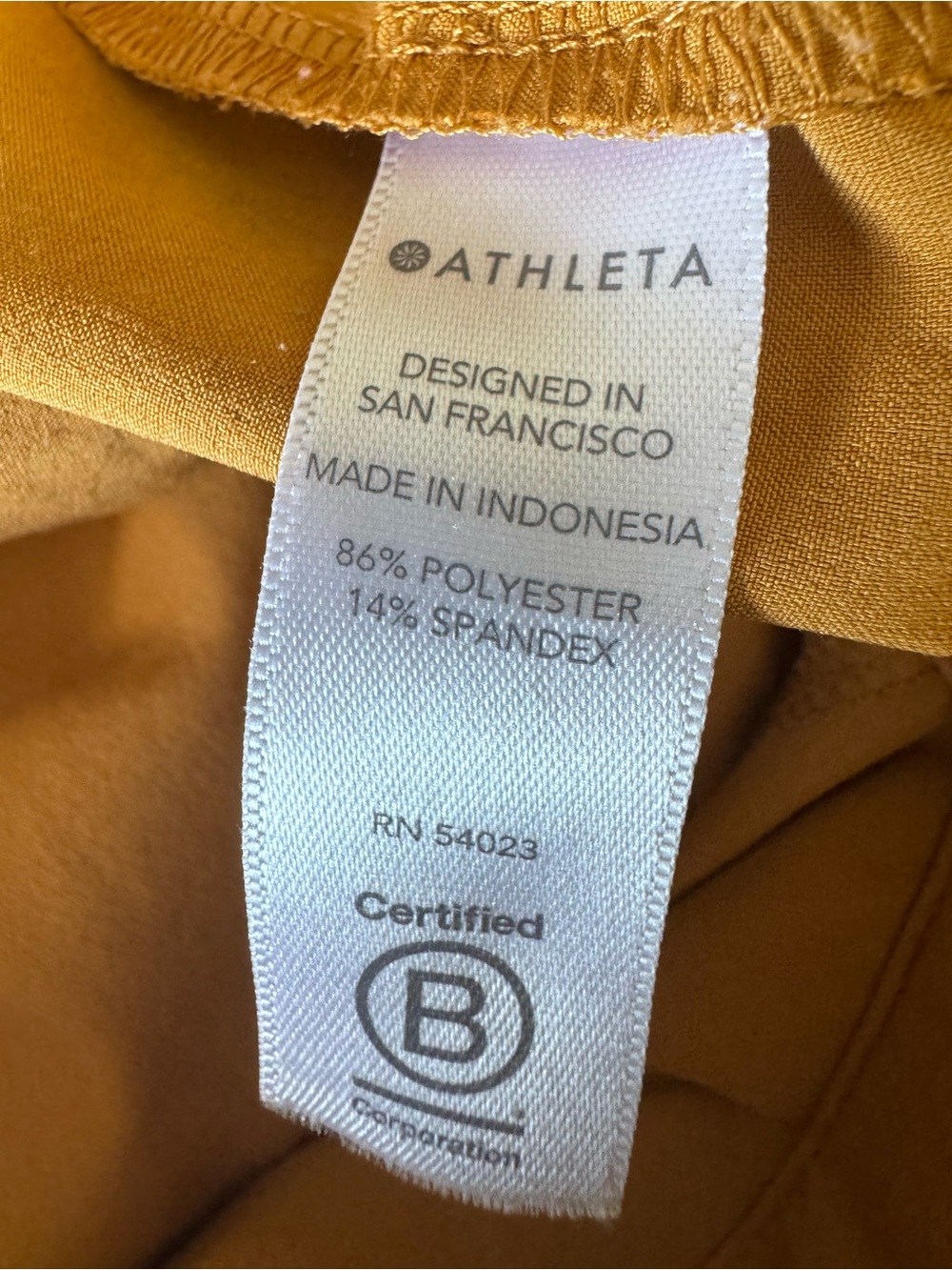 Athleta skyline shorts ll paperbag waist with a tie belt-mustard yellow - Picture 9 of 11